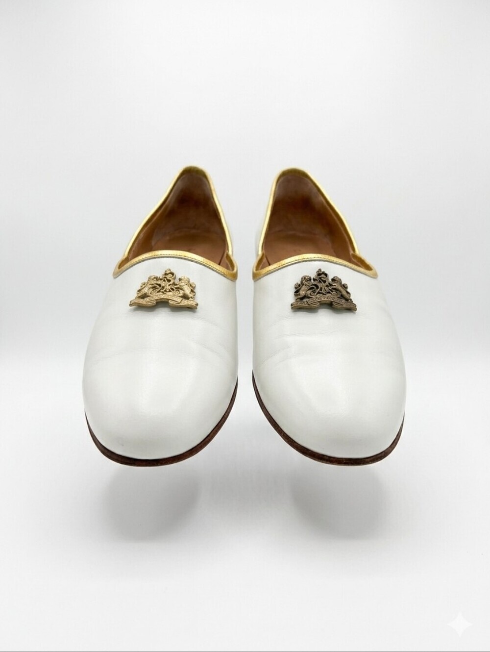 Vintage Ralph Lauren White Leather Gold Crest Loafers Made In Italy, 8B - Picture 2 of 10